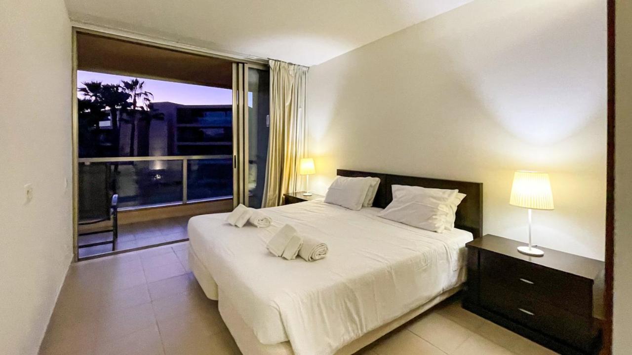 Herdade Dos Salgados,t3 8c-1b, Lagoas Appartement